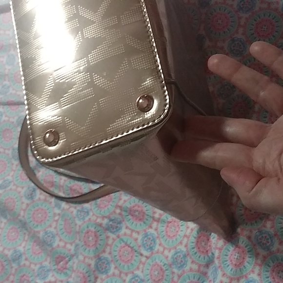Rose Gold Michael Kors Jet Set Tote❤ - Picture 11 of 11